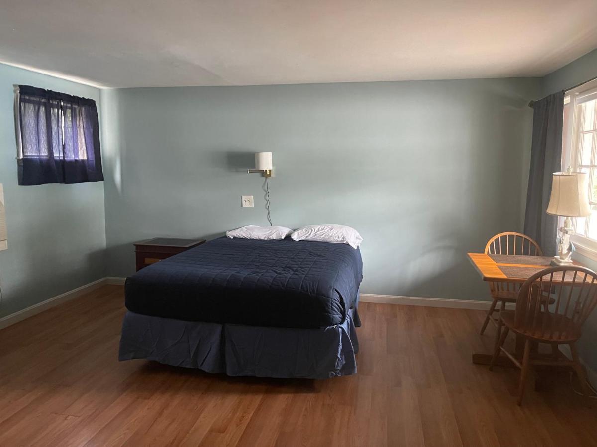 La Plaza Del Sol Motel Mashpee Ngoại thất bức ảnh
