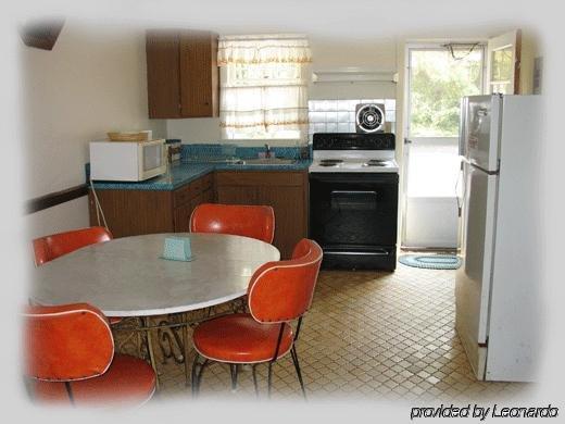 La Plaza Del Sol Motel Mashpee Nhà hàng bức ảnh