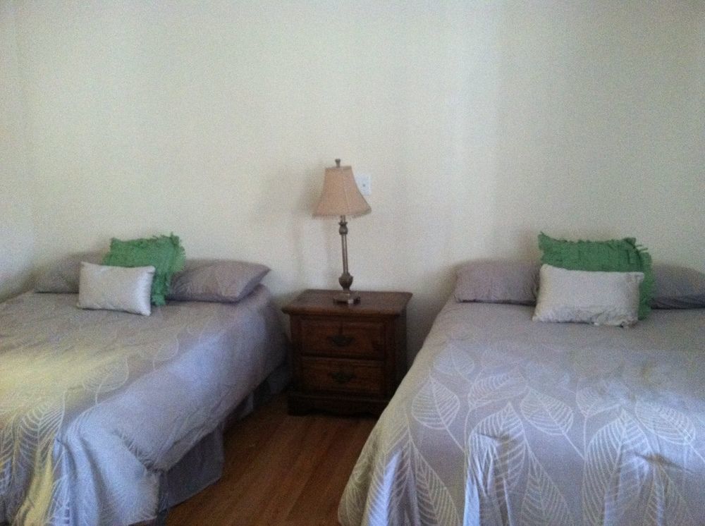 La Plaza Del Sol Motel Mashpee Ngoại thất bức ảnh